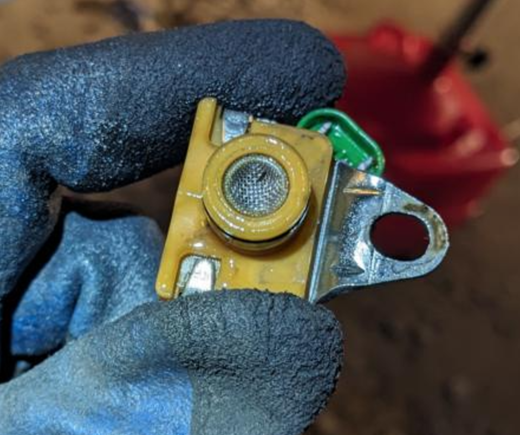 little bit of pans gasket?