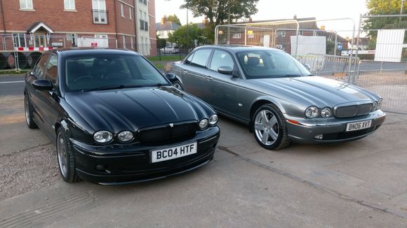 Heres a photo or both my X Type & XJR side by side earlier....