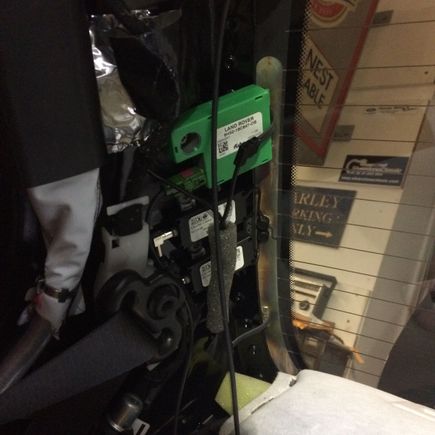 Once DAB aerial amp fitted and plugged into the green plug on the window.