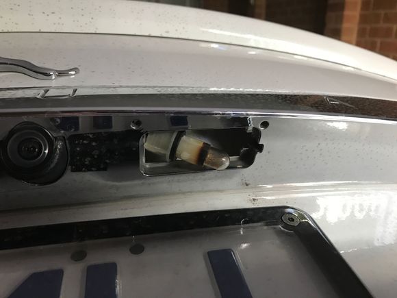 The black ring near the base of the bulb is heat degradation on the socket