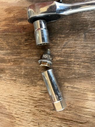 Supercharger port tool using 5/8” spark plug socket 
