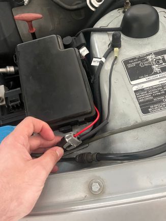 That fuse tap is grounded to the shock tower bolts and connects to the 9006 socket below that is connected to my harness's 9006 OE input. 
