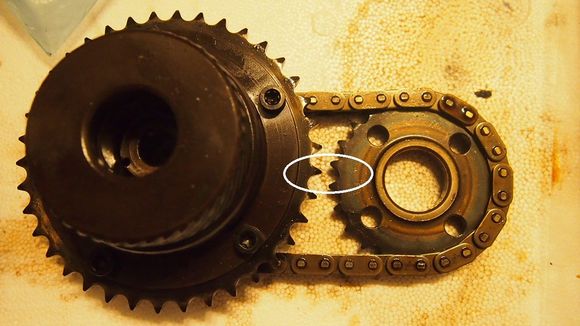 i am not sure if this is the offset, the gear moves round the other gear so its hard to judge?