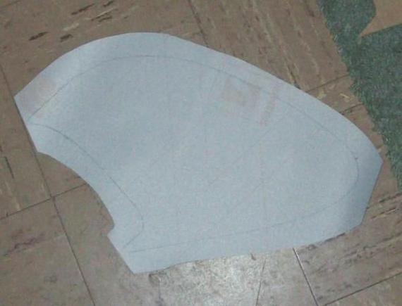 Cut corners from vinyl where it may overlap around template
