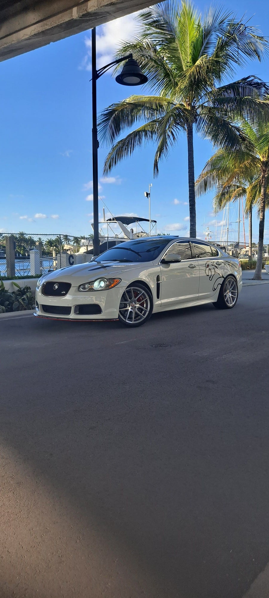 2010 Jaguar XFR - 2010 jaguar xfr - Used - VIN SAJXAOJC6AMR50962 - 89,995 Miles - 8 cyl - 2WD - Automatic - Sedan - White - Fort Lauderdale, FL 33304, United States