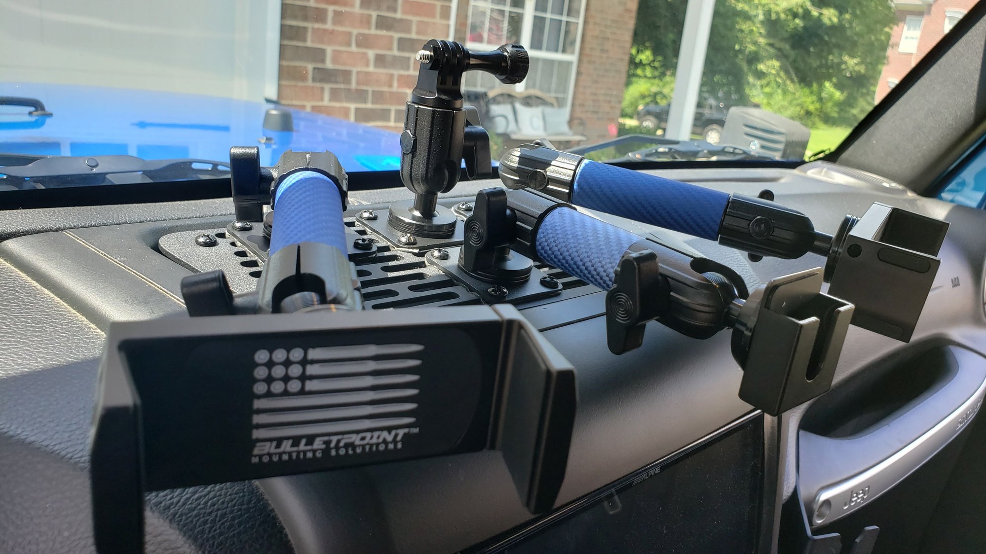 Bulletpoint Mounting Solutions RubiGrid The top