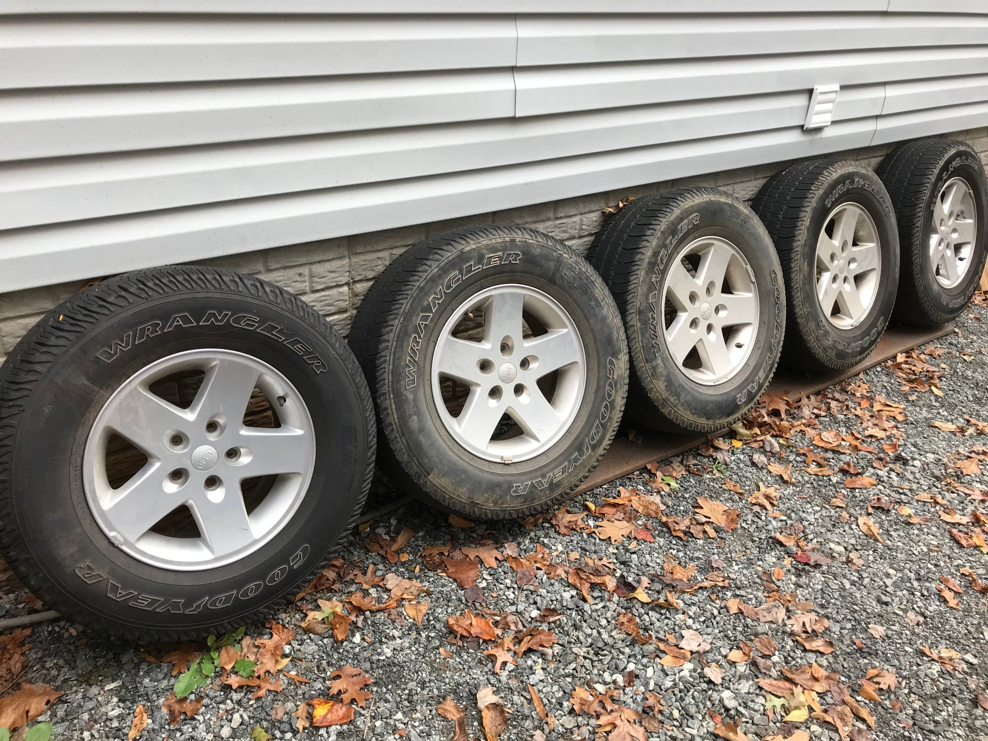 Wheels and Tires/Axles - Factory wheels + tires - Used - 2007 to 2017 Jeep Wrangler - Ruckersville, VA 22968, United States