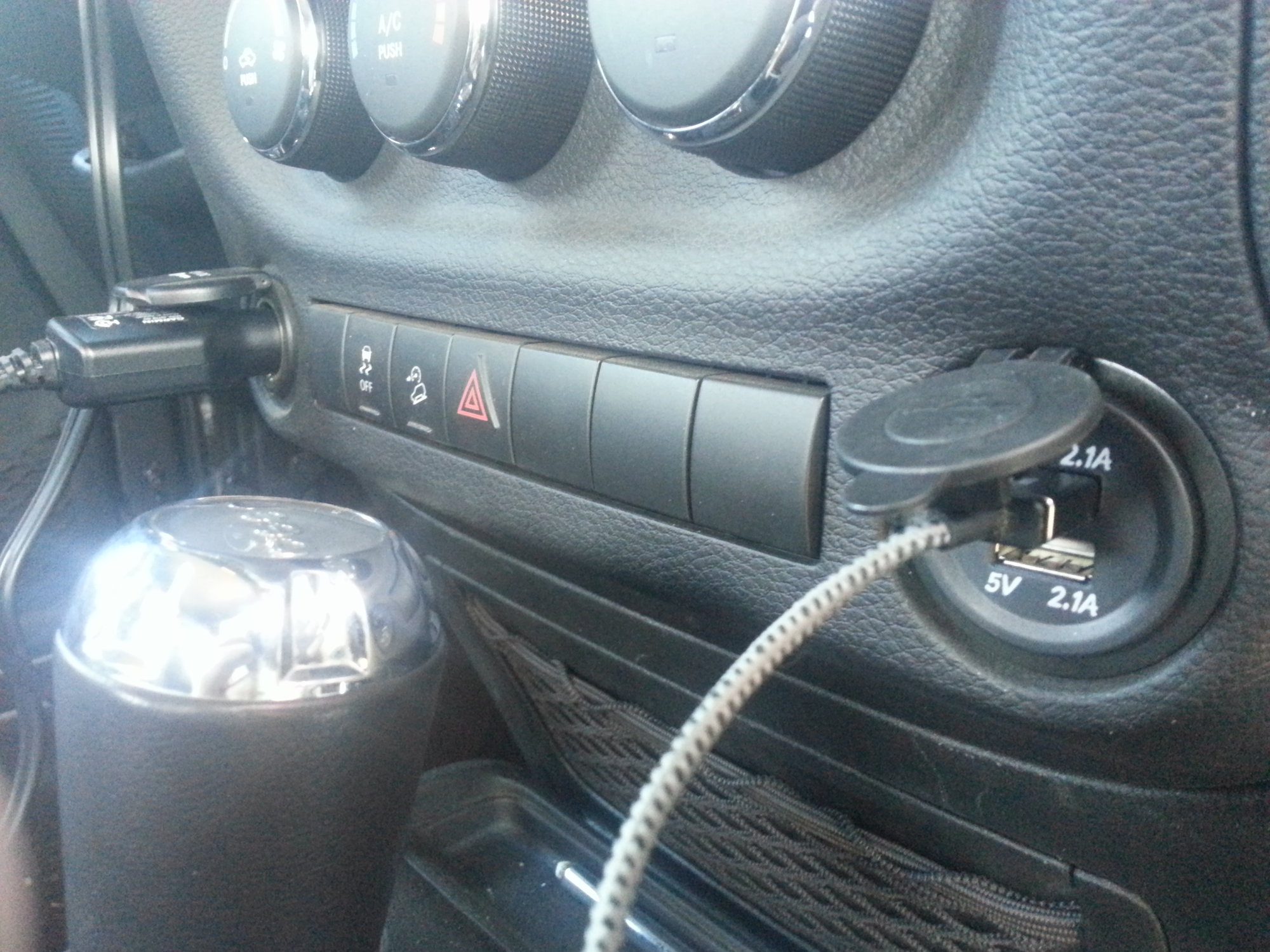 USB power port I installed in my dash  - The top destination  for Jeep JK and JL Wrangler news, rumors, and discussion