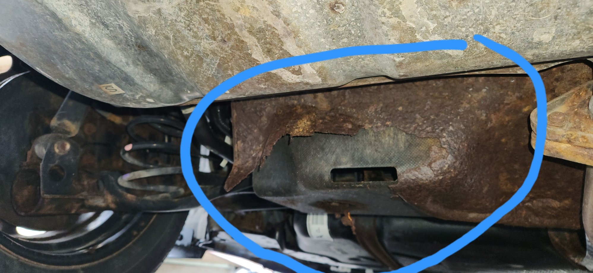 Cover rusted and fell out.