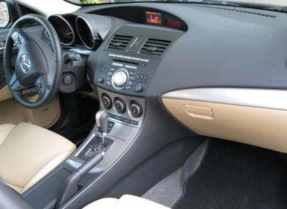 Dash, Mazda3s 5-Door Grand Touring