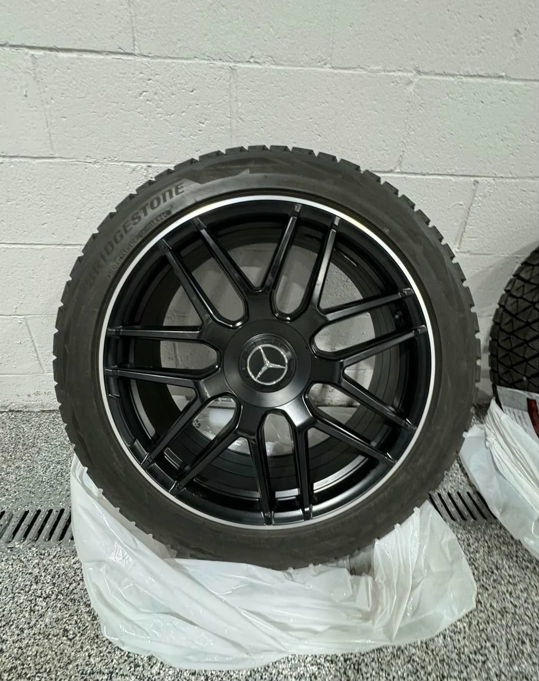 Wheels and Tires/Axles - Mercedes Benz GLS 2020+ 22inch winter set - Used - -1 to 2026  All Models - Los Angeles, CA 90047, United States