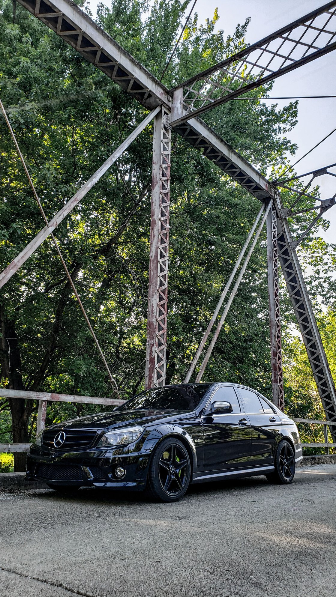 2009 Mercedes-Benz C63 AMG - 09' Mercedes C63 AMG - Used - VIN WDDGF77X49F231797 - 143,000 Miles - 8 cyl - 2WD - Automatic - Sedan - Black - Springfield, IL 62702, United States