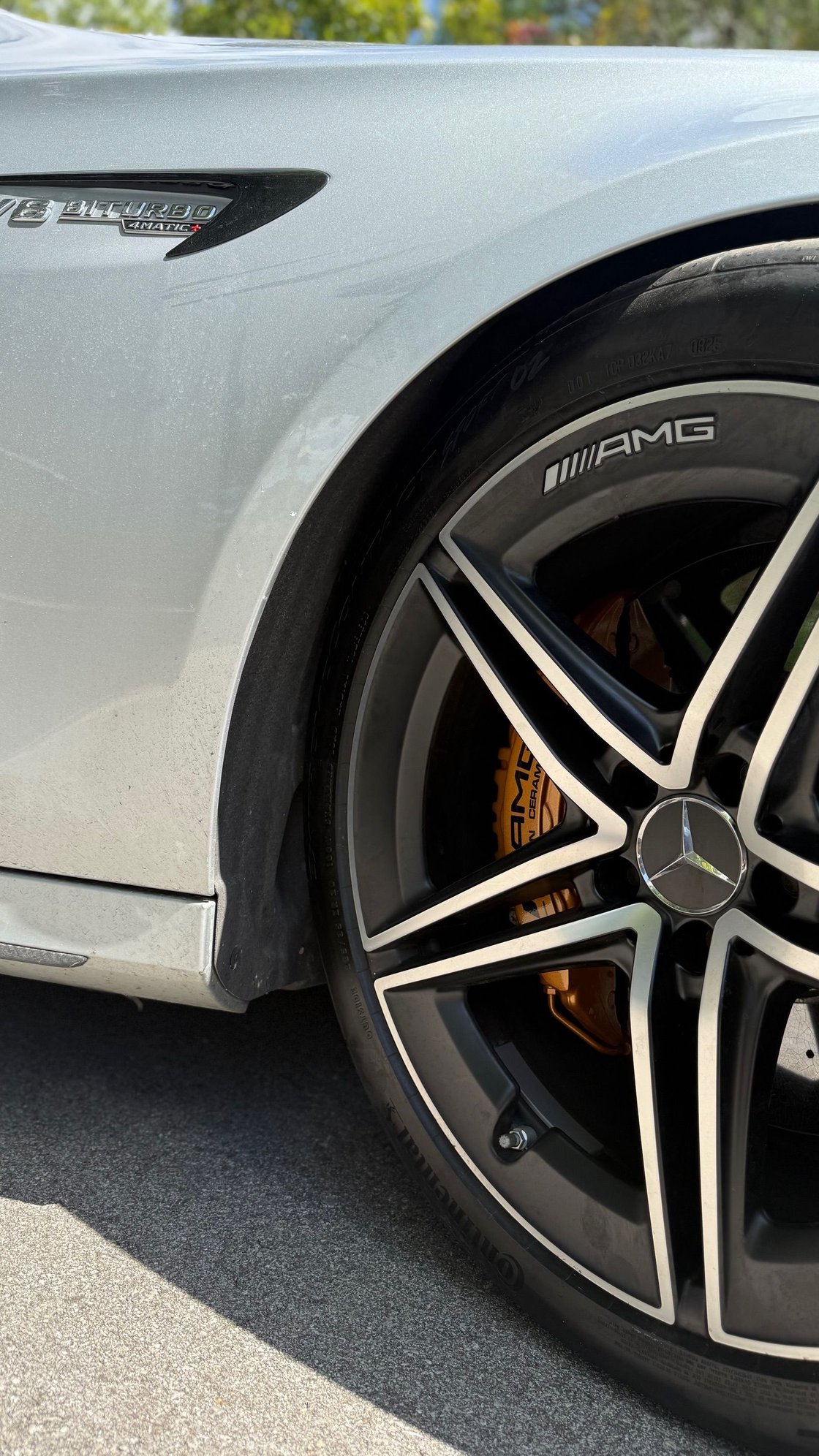 Outside tire rubs rear inner fender