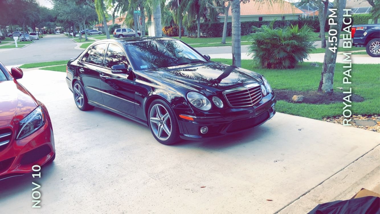 2009 Mercedes-Benz E63 AMG - LOW MILES 09' E63 AMG - Used - VIN WDBUF77X89B361228 - 76,000 Miles - 8 cyl - 2WD - Automatic - Sedan - Black - West Palm Beach, FL 33411, United States