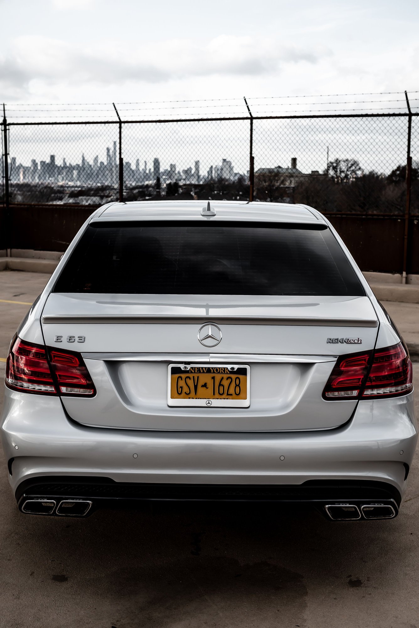 2014 Mercedes-Benz E63 AMG - 2014 Mercedes Benz E63 Renntech - Used - VIN WDDHF9CB8EA940332 - 23,500 Miles - 8 cyl - AWD - Automatic - Sedan - Silver - Queens, NY 11379, United States