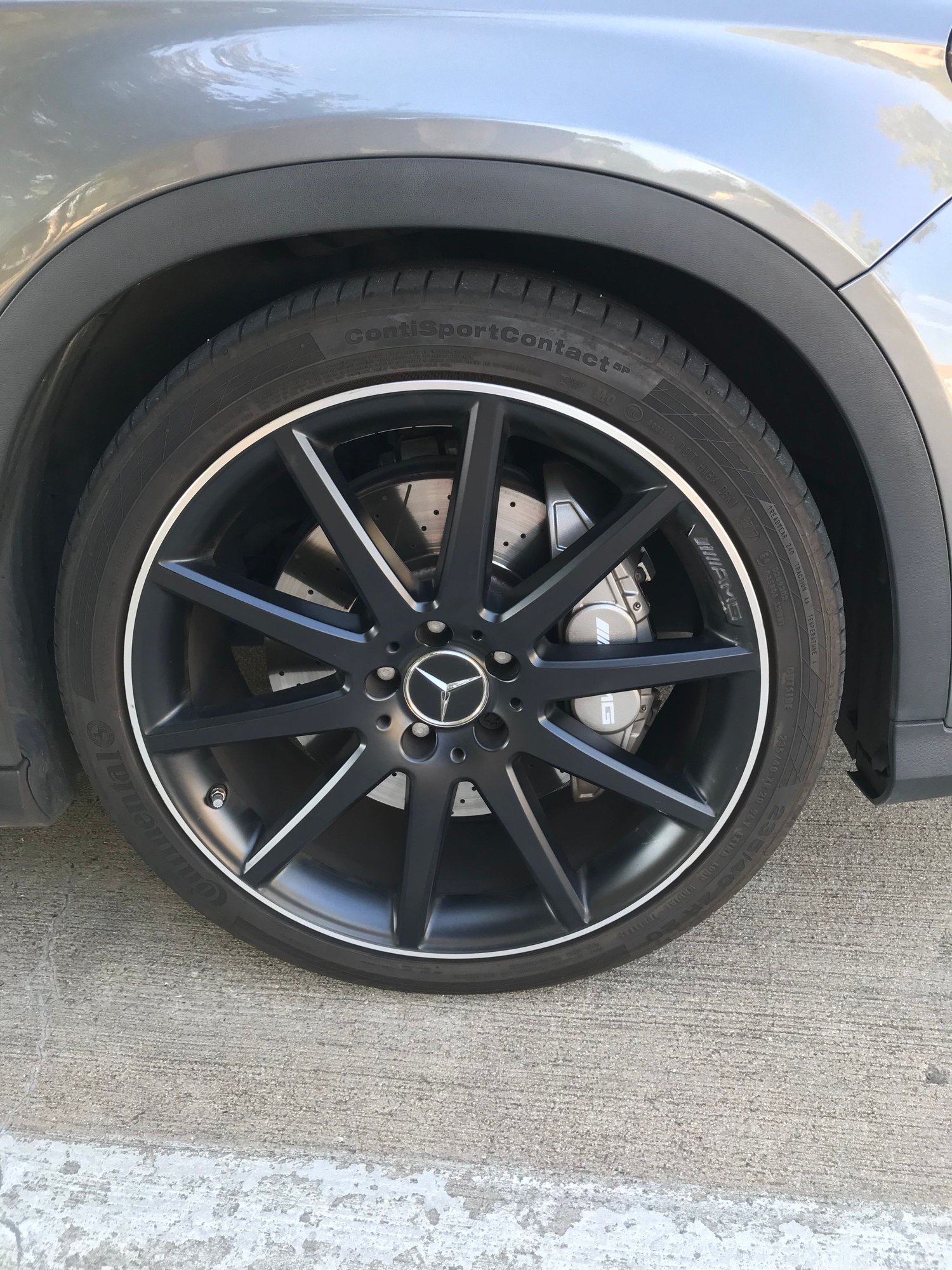 2017 Mercedes-Benz GLA45 AMG - 2017 GLA45 AMG Mountain Gray Hatchback 375hp  19,000 miles - Used - VIN WDDTG5CBXHJ346524 - 4 cyl - AWD - Automatic - Hatchback - Gray - Dallas, TX 75252, United States