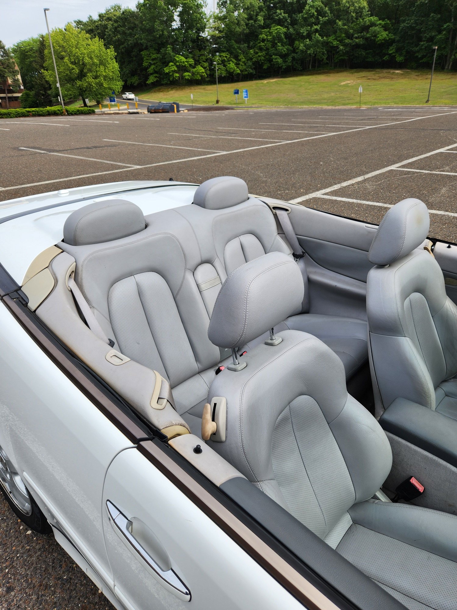 2001 Mercedes-Benz CLK320 - CLK320 W208 Cabriolet Well kept real treasure - Used - VIN WDBLK65G61T062520 - 103,000 Miles - 6 cyl - 2WD - Convertible - White - Voorhees, NJ 08043, United States