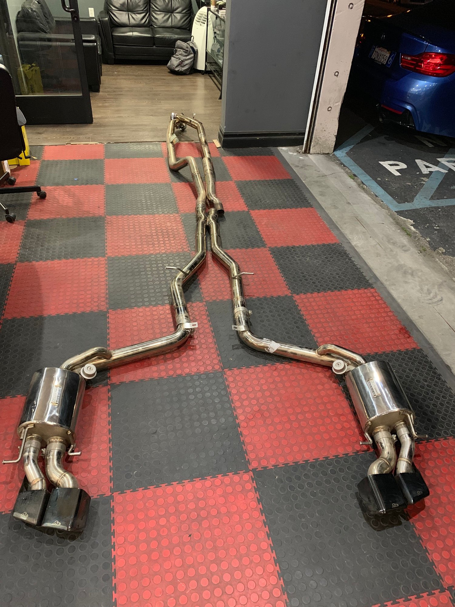2012 Mercedes-Benz CLS63 AMG - Full exhaust for cls63,e63 M157 FI-Exhaust & Weistec - Used - VIN WDD2183742A013038 - 8 cyl - 2WD - San Gabriel, CA 91776, United States