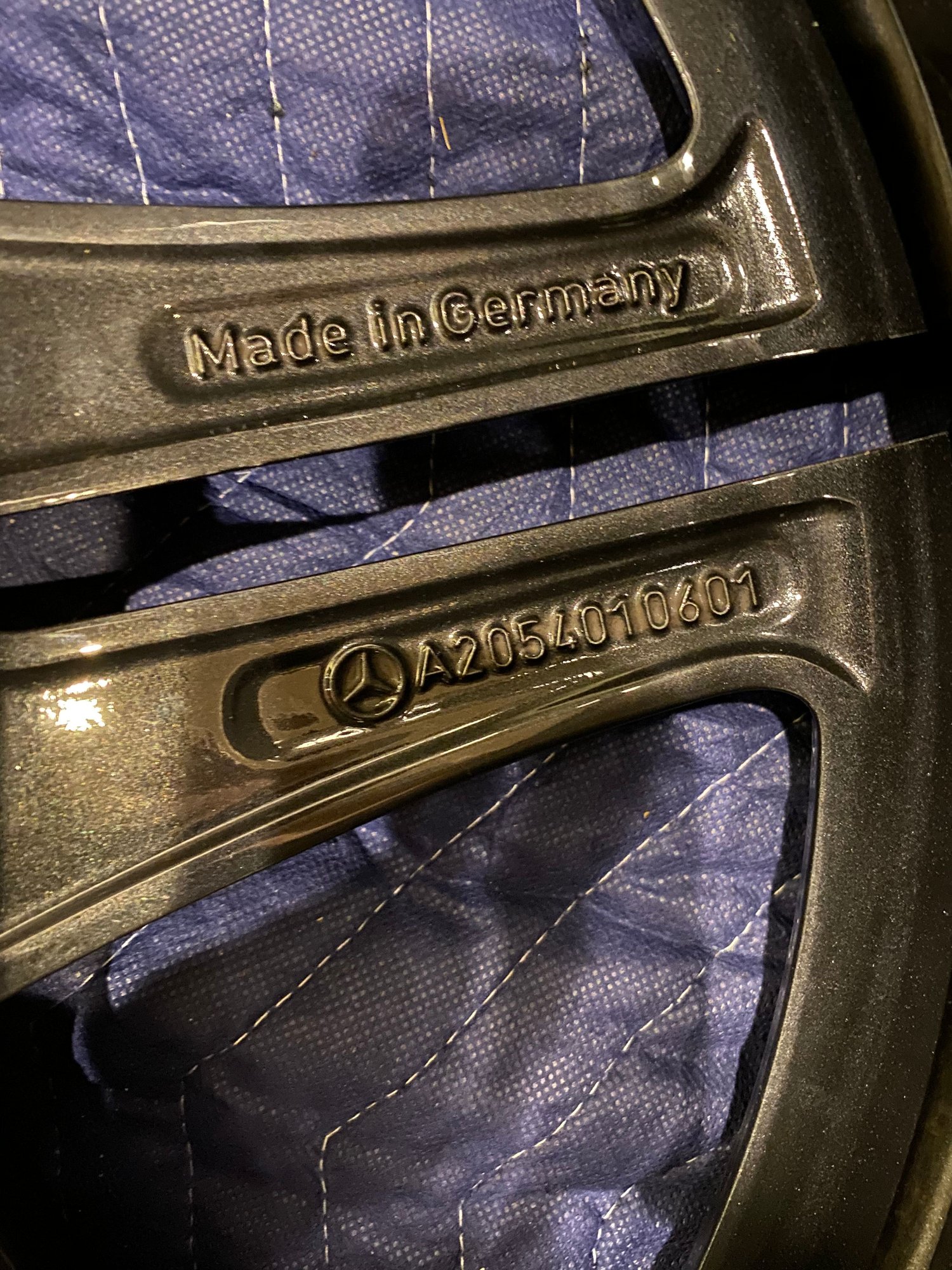 Wheels and Tires/Axles - 19 Inch Wheels Original C63 C63S AMG Sedan W205 W204 Complete Set - Used - 2008 to 2020 Mercedes-Benz C63 AMG - Huntsville, AL 35824, United States