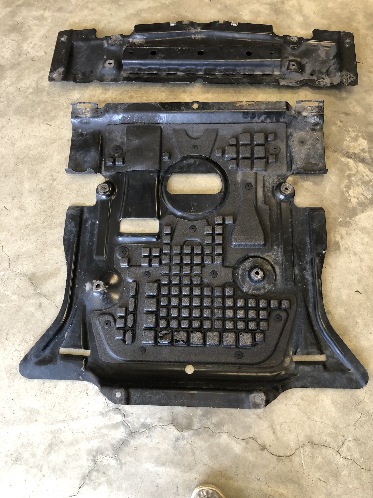 Accessories - Metal Skid Plates - Off Road Package OEM - W166 or X166 (ML/GLE or GL) - Used - 0  All Models - Peoria, IL 61615, United States