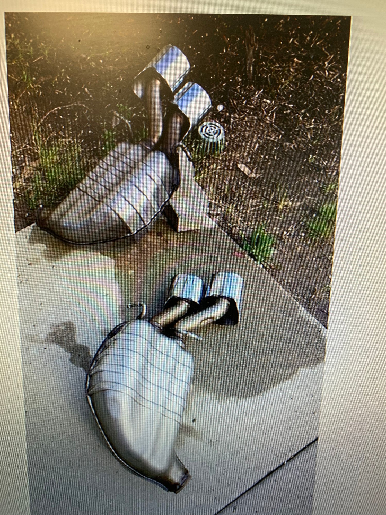 Engine - Exhaust - C63 mufflers!!! - Used - 2009 to 2010 Mercedes-Benz C63 AMG - Sacramento, CA 95682, United States
