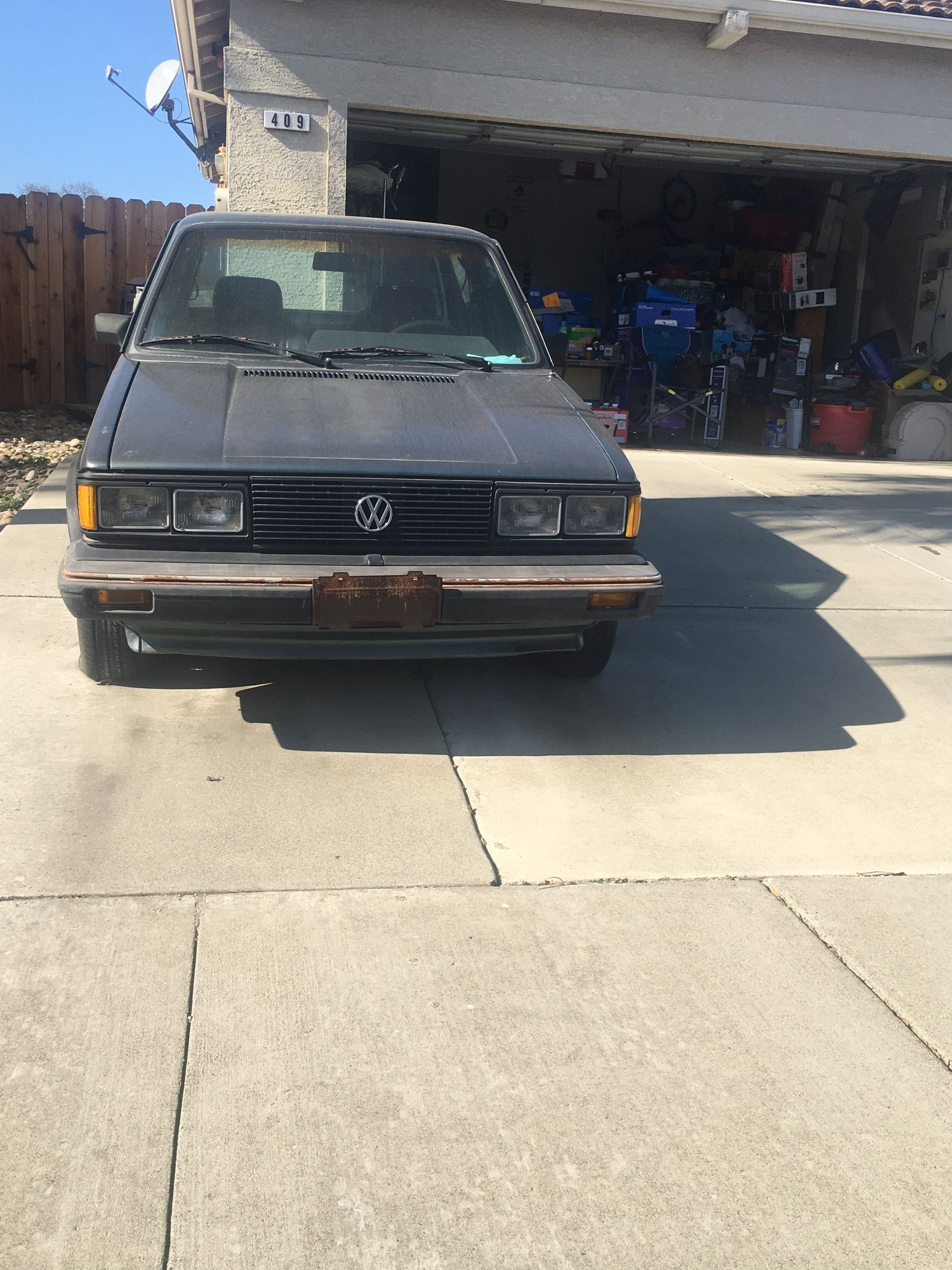 1984 Volkswagen Jetta - Straight body VW Jetta 1984, engine not working - Used - VIN Wvwga0160cw551089 - 190,000 Miles - 4 cyl - 2WD - Manual - Sedan - Yellow - Wooland, CA 95695, United States