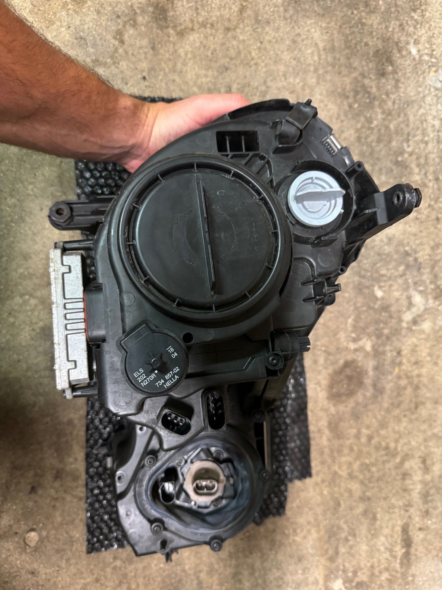 Lights - w211 Drivers Headlight (Bi-Xenon headlights and Active Curevelight Package) - Used - 2003 to 2009 Mercedes-Benz E-Class - Bloomfield Hills, MI 48302, United States