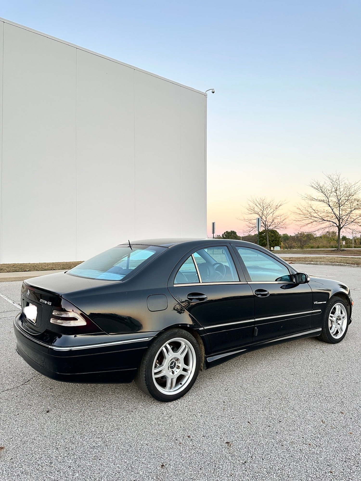 2003 Mercedes-Benz C32 AMG - 2003 C32 AMG - Used - VIN WDBRF65J53F395125 - 104,000 Miles - 6 cyl - 2WD - Automatic - Sedan - Black - Columbus, OH 43213, United States