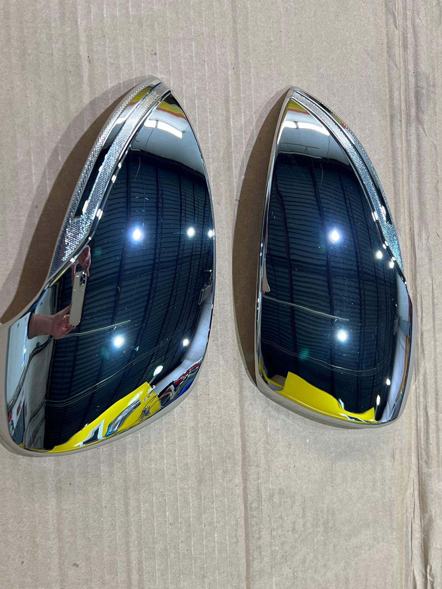 Accessories - Mercedes W219 CLS Chrome Mirror Covers 2006-2009 - Used - All Years  All Models - Ny, NY 10101, United States