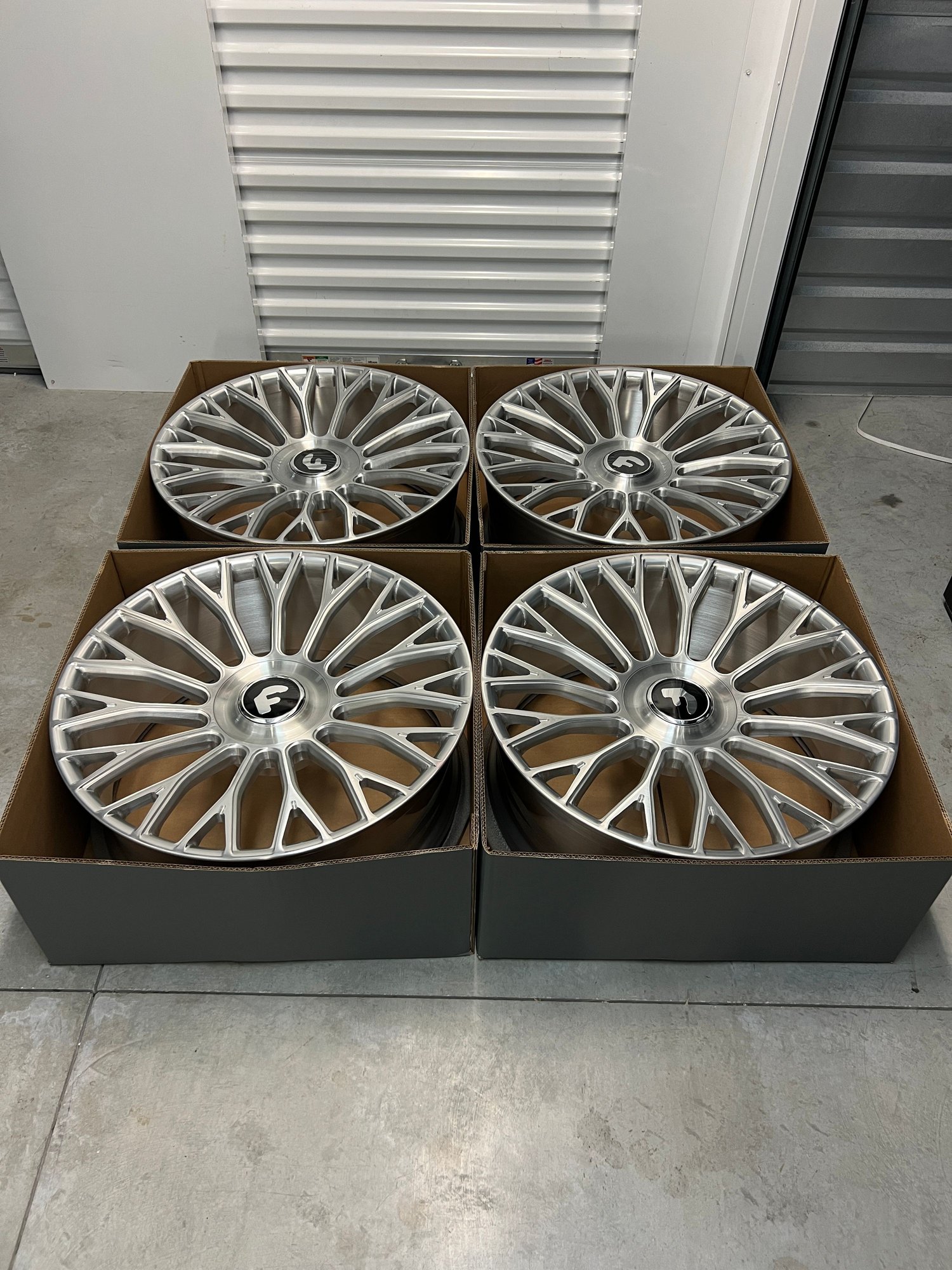 Wheels and Tires/Axles - For Sale: Brand New 24" Forgiato's for Mercedes G-Wagon (W463 & W463A) - New - 1990 to 2025 Mercedes-Benz G-Class - Miami, FL 33155, United States