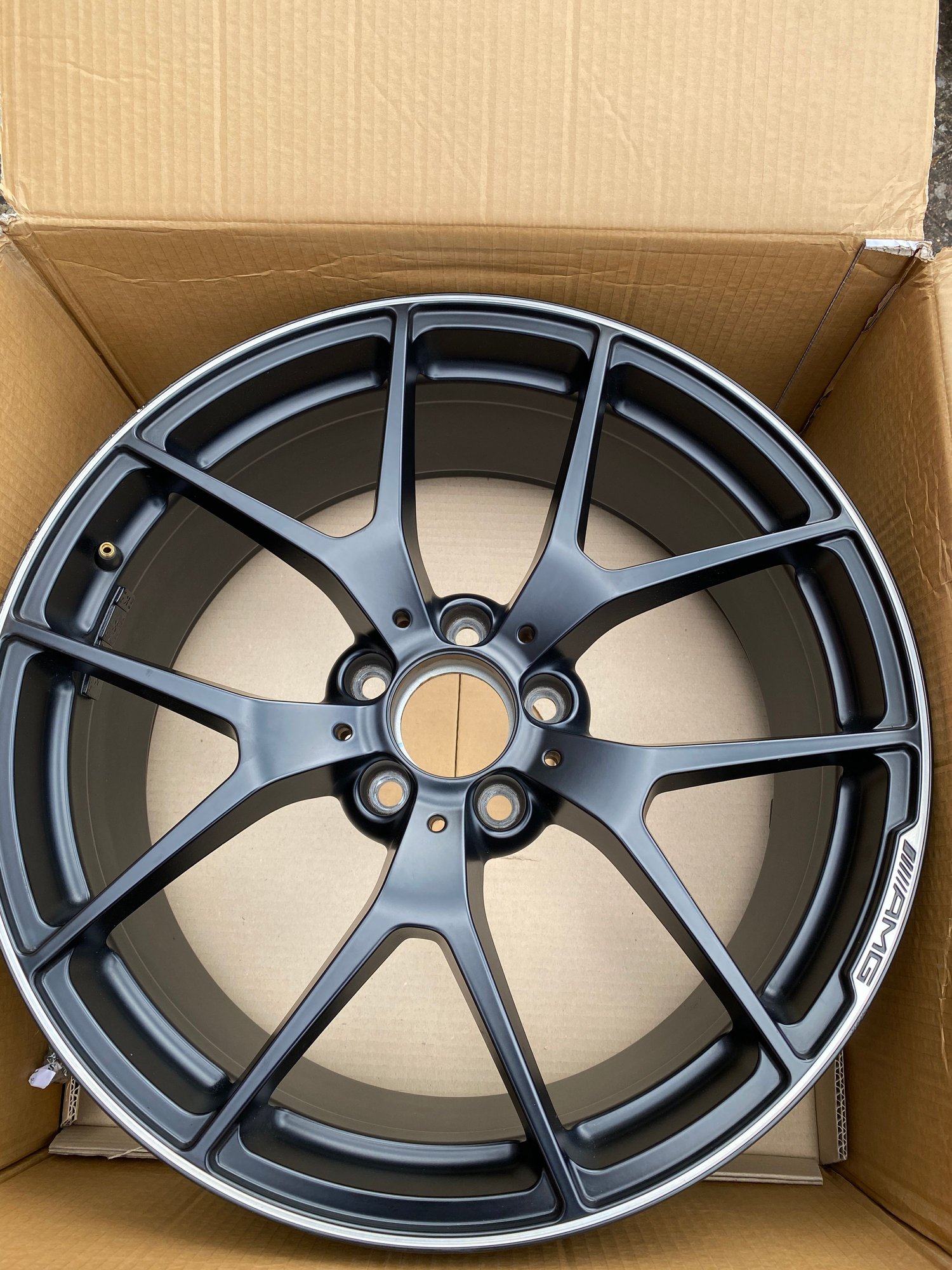 Wheels and Tires/Axles - C63 Edition 507 Matt Black Front Wheel For Sale ***SUPERB CONDITION*** - Used - -1 to 2025  All Models - London N170JE, United Kingdom