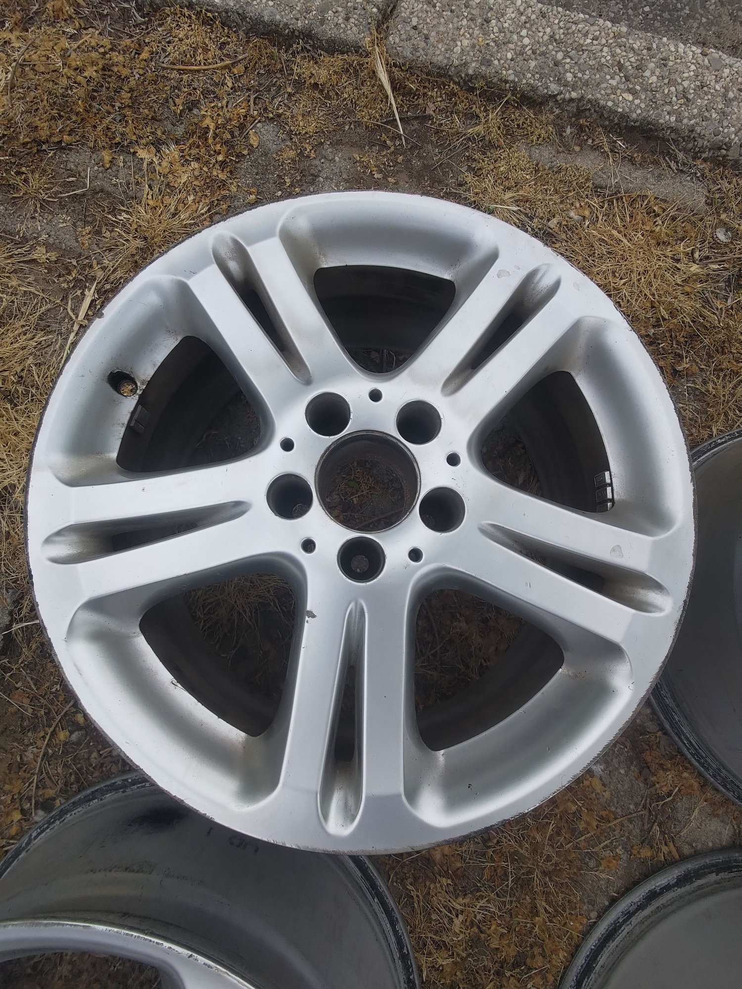 Wheels and Tires/Axles - 17x8  Offset 38 E-class wheel set - Used - 0  All Models - Brooklyn, NY 11209, United States
