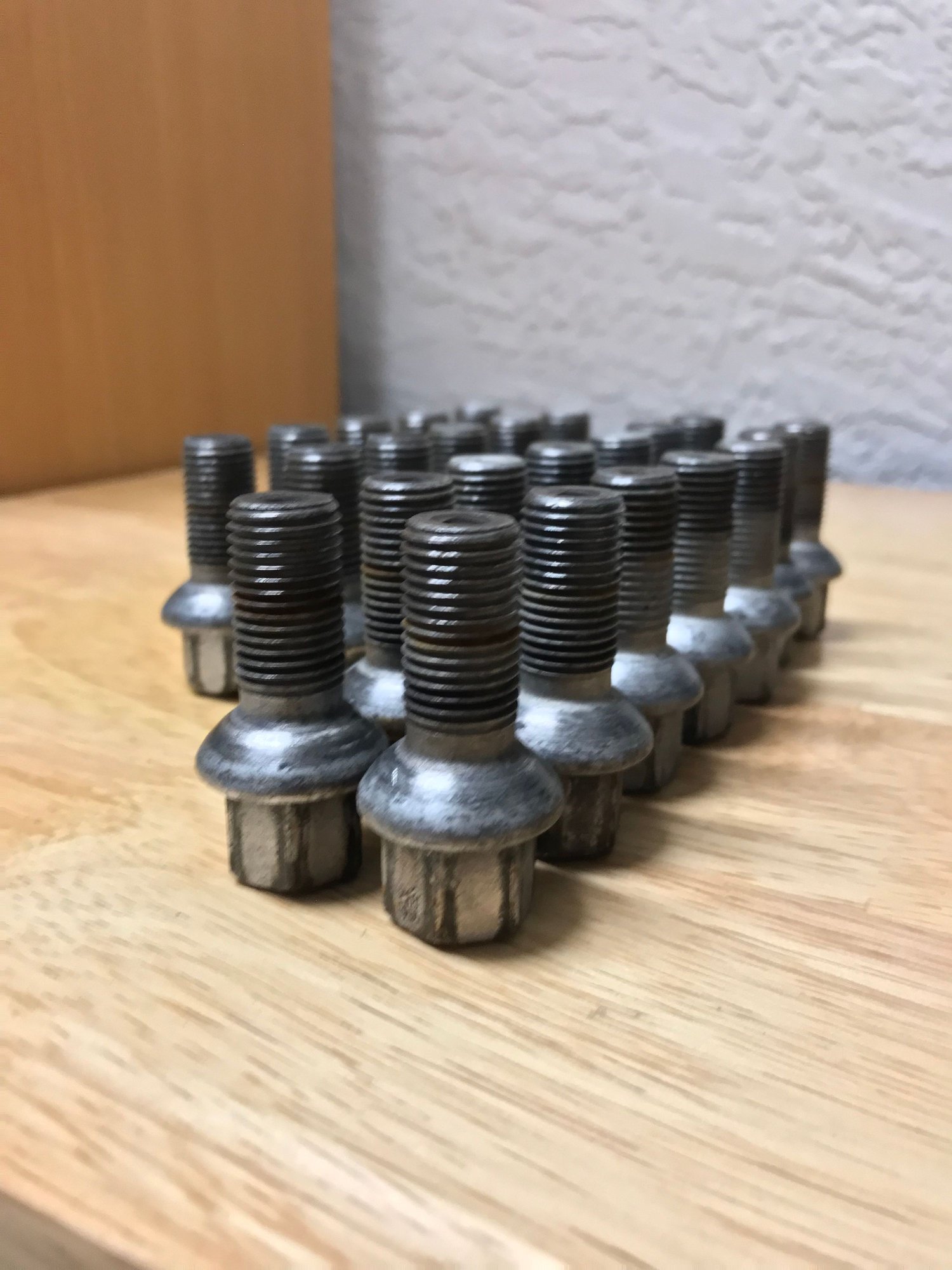 Wheels and Tires/Axles - New / Used OEM & Aftermarket Mercedes Lug Bolts - Used - Port St Lucie, FL 34953, United States