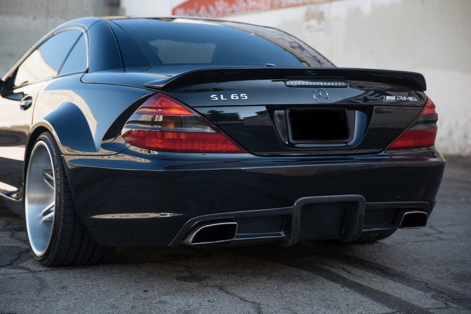 Red Mercedes Benz sl65 AMG