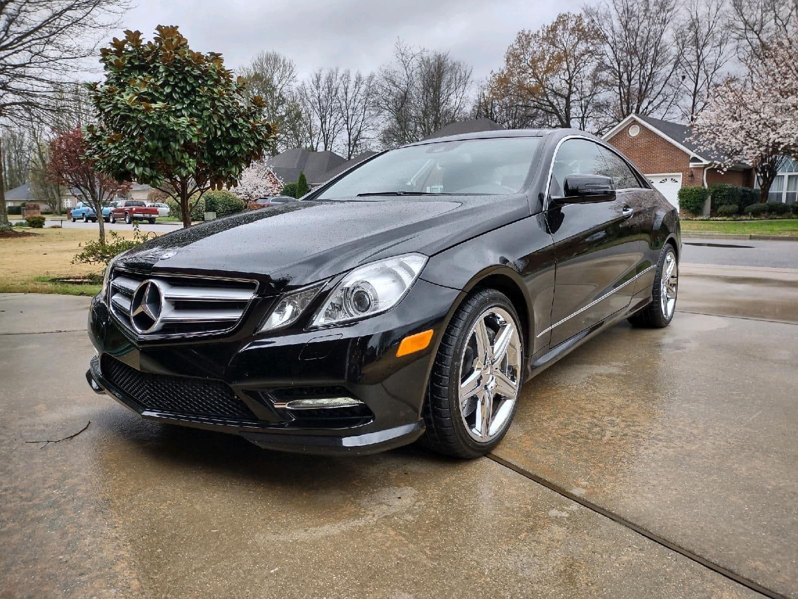 2013 Mercedes-Benz E550 - Immaculate 2013 Mercedes Benz E550 - Used - VIN WDDKJ7DB5DF190946 - 51,000 Miles - 8 cyl - 2WD - Automatic - Coupe - Black - Madison, AL 35758, United States