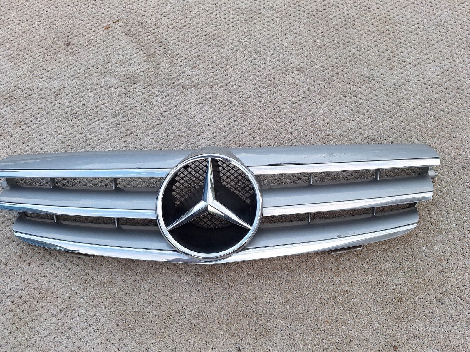 Exterior Body Parts - WTB: W209 - CLK - 2006 - 2009 OEM Grille (3 fin) - New or Used - 2006 to 2009 Mercedes-Benz CLK55 AMG - Los Angeles, CA 90025, United States
