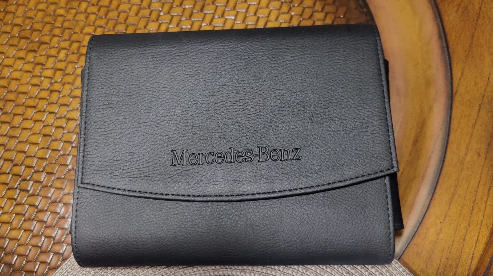 Miscellaneous - Mercedes-Benz R231 SL550 Owner's Operator Maintenance Manual Book OEM $140 - Used - 2013 to 2017 Mercedes-Benz SL550 - Richardson, TX 75082, United States