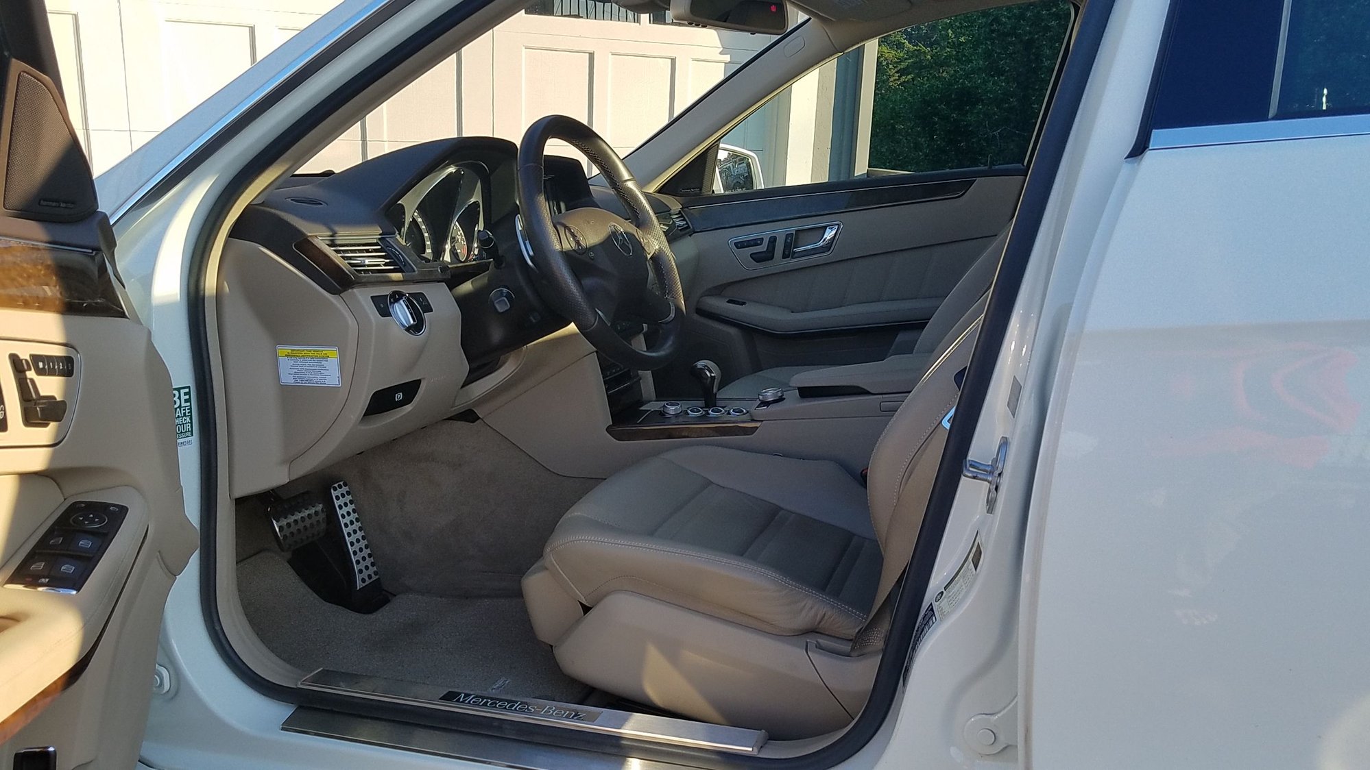 2010 Mercedes-Benz E63 AMG - 2010 Mercedes E63 AMG - Excellent condition and low 45.7k miles - Used - VIN WDDHF7HB0AA116803 - 45,700 Miles - 8 cyl - 2WD - Automatic - Sedan - White - Oakland, CA 94611, United States
