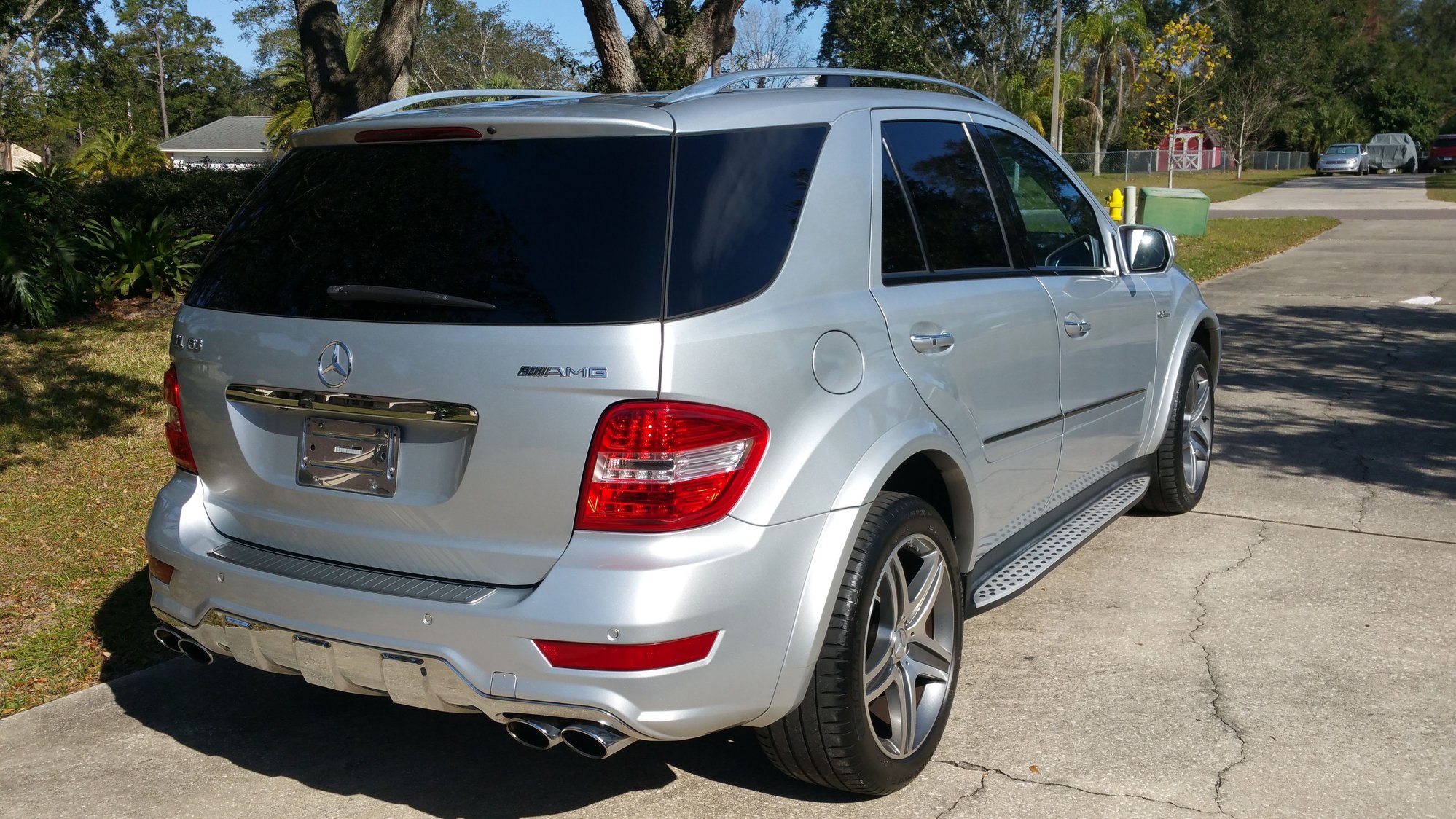 2009 Mercedes-Benz ML63 AMG - 2009 ML63 Extra Clean, full dealership service history since new - Used - VIN 4JGBB77E99A504000 - 89,398 Miles - 8 cyl - AWD - Automatic - SUV - Orlando, FL 32779, United States
