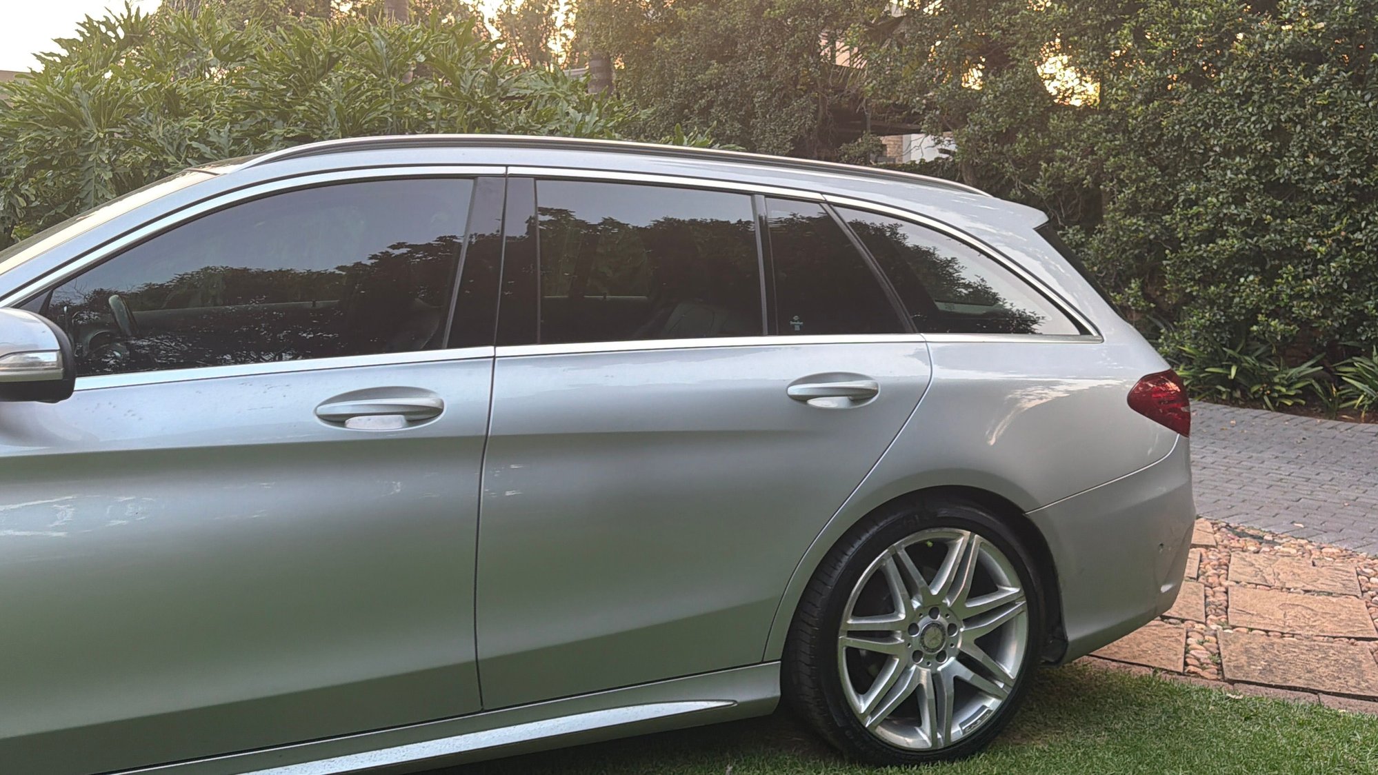 S205 AMG Line 235/35R19 and 255/35R19. ET44. 