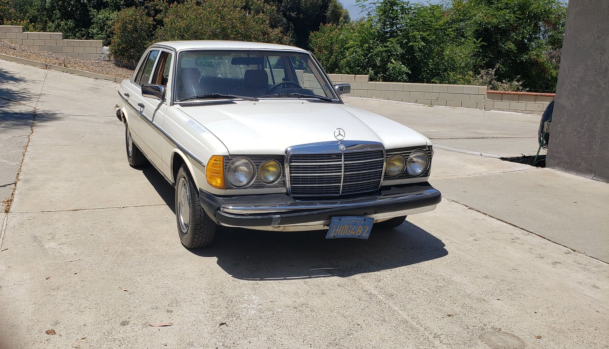 1983 Mercedes-Benz 240D - 1983 Mercedes 240D - Beautiful California Car - Used - VIN WDBAB23AXDB401174 - 4 cyl - 2WD - Automatic - Sedan - White - Hacienda Heights, CA 91745, United States