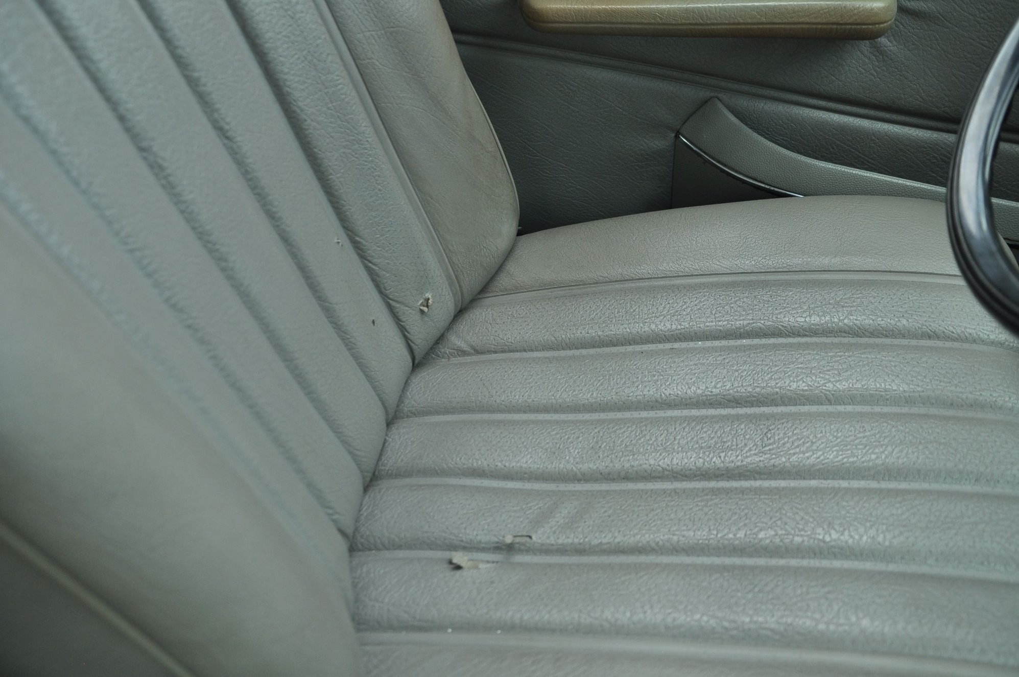 1971 Mercedes-Benz 250 - Very clean and good looking driver - Used - VIN ZARBA541861040083 - 104,000 Miles - 6 cyl - 2WD - Automatic - Sedan - Blue - Silver Spring, MD 20906, United States