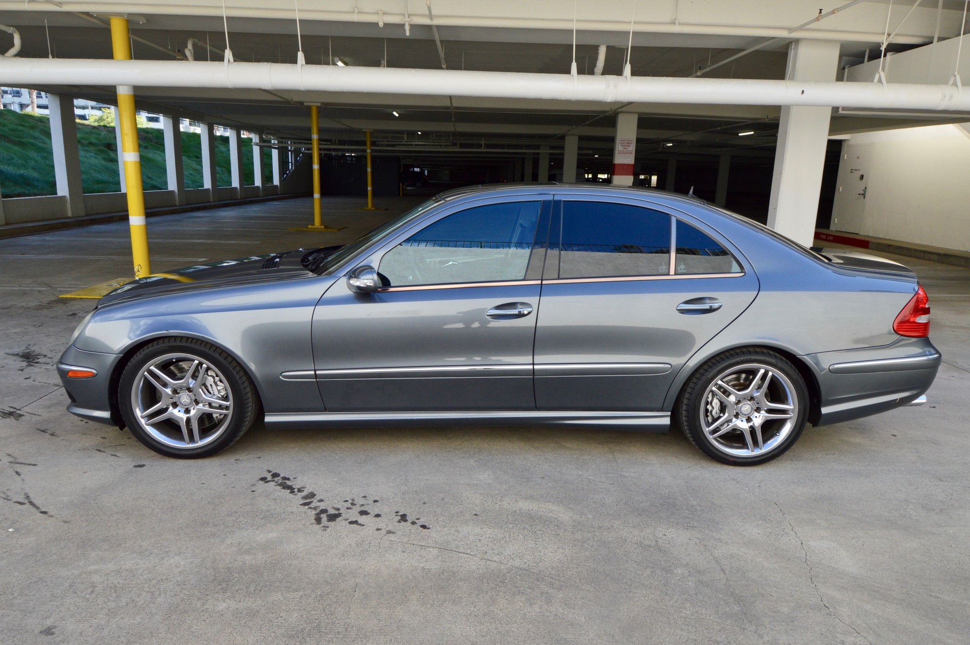 2006 Mercedes-Benz E55 AMG - 2006 E55 AMG - Used - VIN WDBUF76J06A854884 - 8 cyl - 2WD - Automatic - Sedan - Gray - Garden Grove, CA 92843, United States