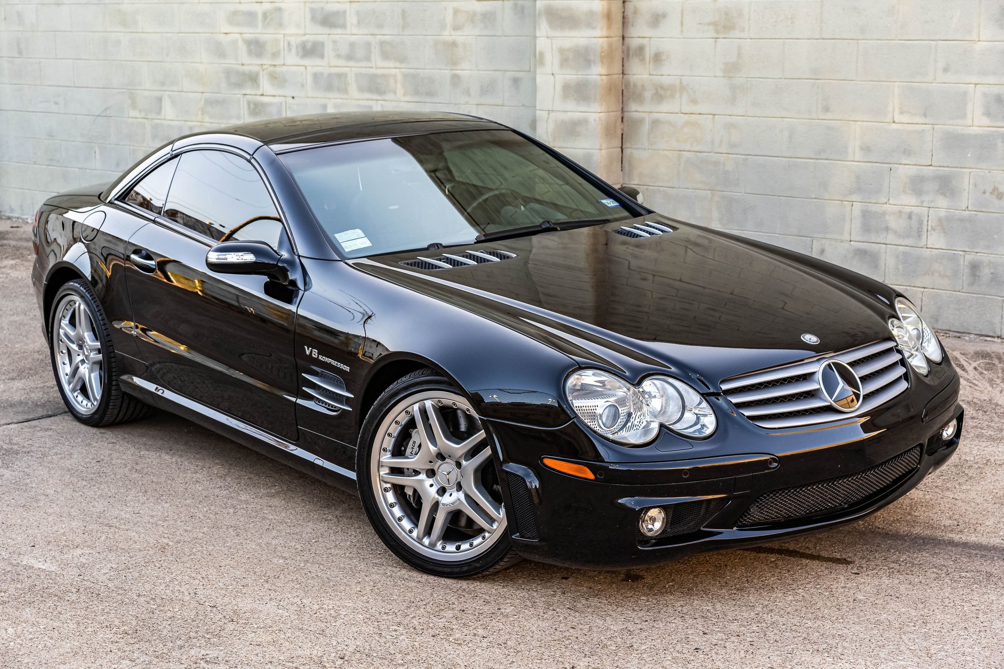 2006 Mercedes-Benz SL55 AMG - R230 SL55 ~ One of Forty Five P030 Cars ~ 54,600 Miles - Used - VIN WDBSK74F06F113980 - 54,600 Miles - 8 cyl - 2WD - Automatic - Convertible - Black - Waco, TX 76710, United States