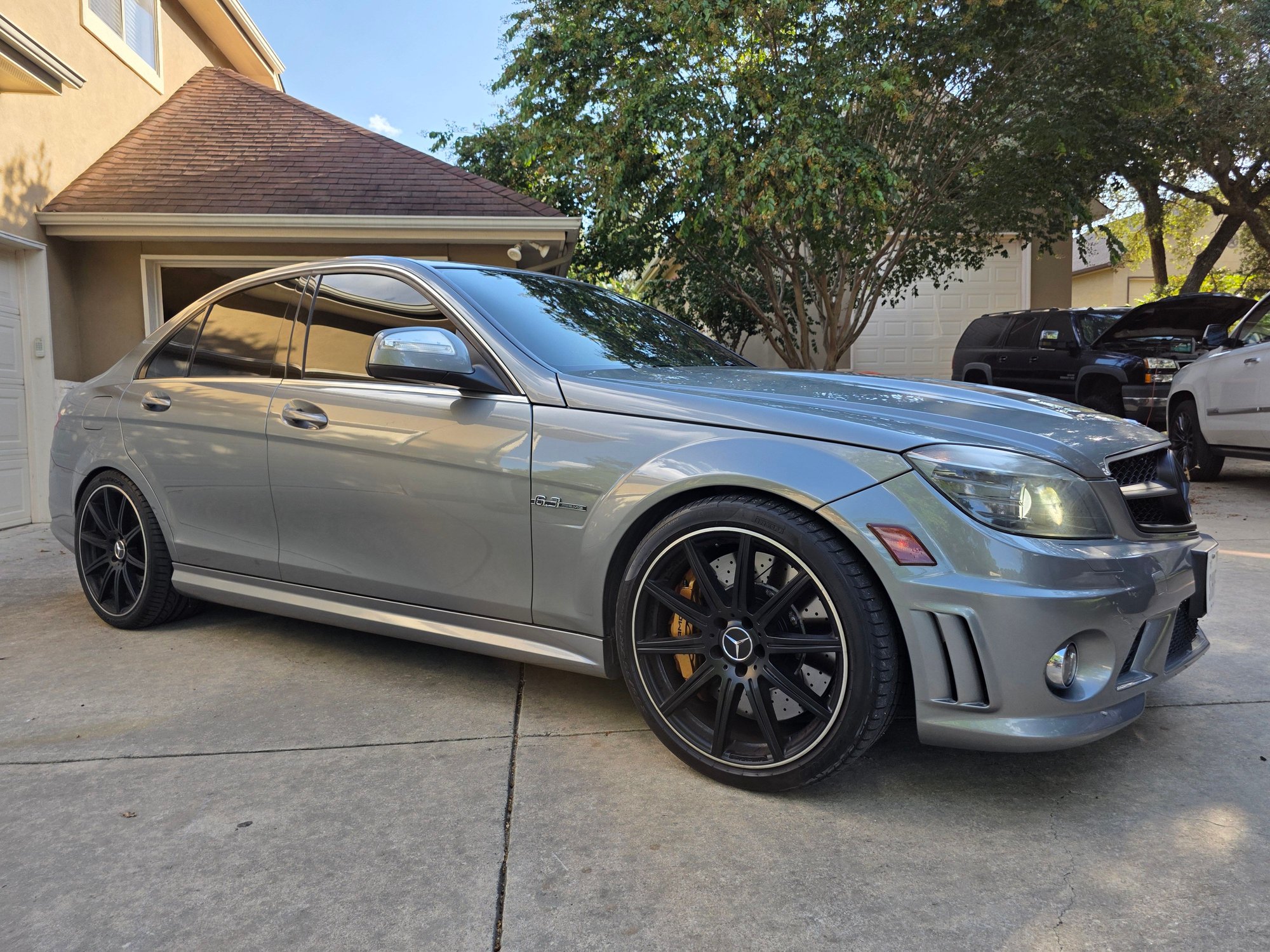 2009 Mercedes-Benz C63 AMG - 2009 Mercedes-Benz C63 AMG - Used - VIN WDDGF77X79F252224 - 65,000 Miles - 8 cyl - 2WD - Automatic - Gray - Spring Branch, TX 78070, United States
