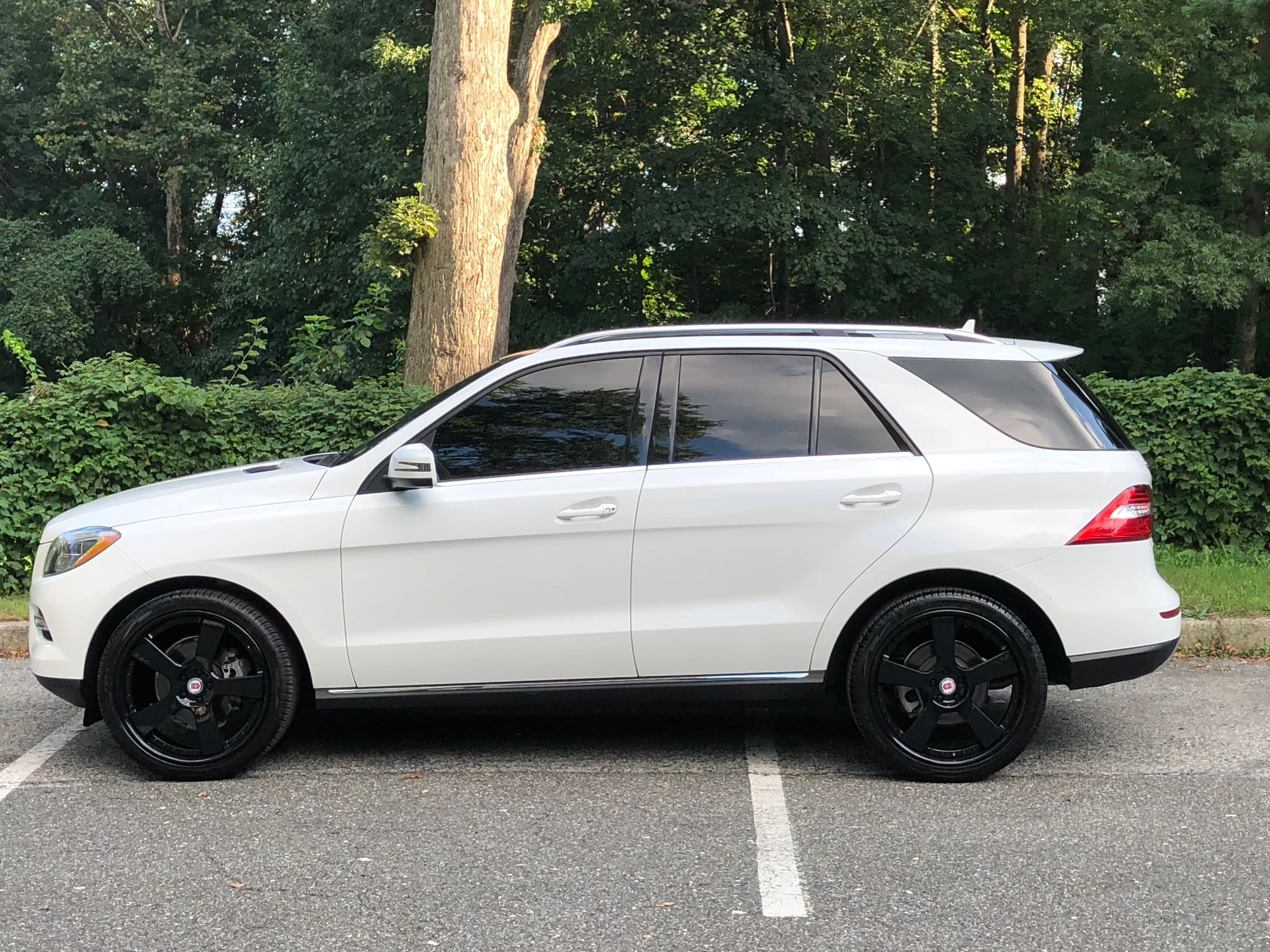 Wheels and Tires/Axles - 22 inch HRE 945 RL 22x9 265/35/22 All Season - Used - 2012 to 2015 Mercedes-Benz ML350 - 2015 to 2019 Mercedes-Benz GLE350 - Yonkers, NY 10710, United States