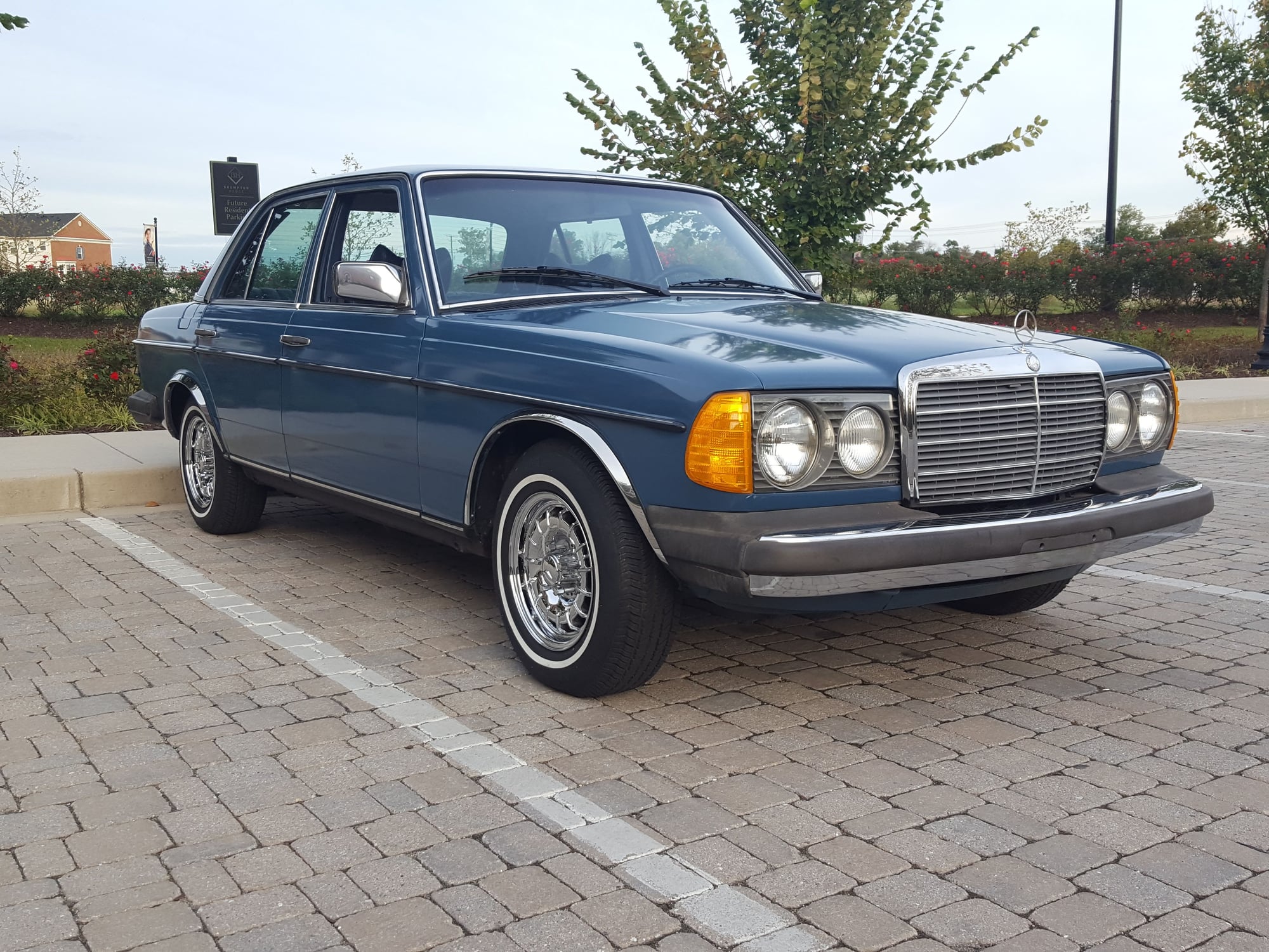 1978 Mercedes-Benz 240D - 1978 Mercedes 240d w123 - Used - VIN 1xxxx0000xx000000 - 160,000 Miles - 4 cyl - 2WD - Automatic - Sedan - Blue - Elkridge, MD 21075, United States