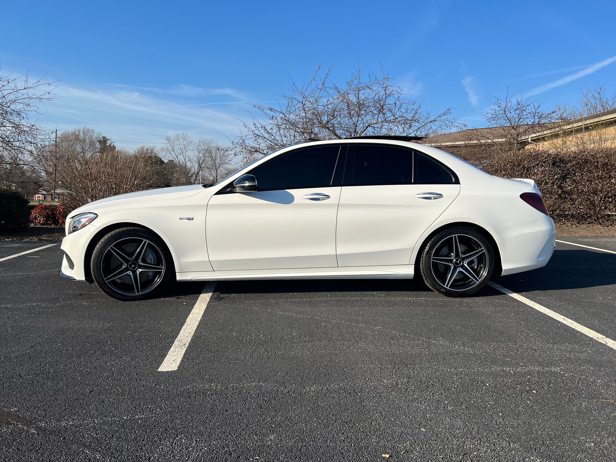 2017 Mercedes-Benz C43 AMG - 2017 Mercedes Benz C43 AMG premium level 4 - Used - VIN 55SWF6EB7HU192647 - 63,250 Miles - 6 cyl - AWD - Automatic - Sedan - White - Louisville, KY 40299, United States