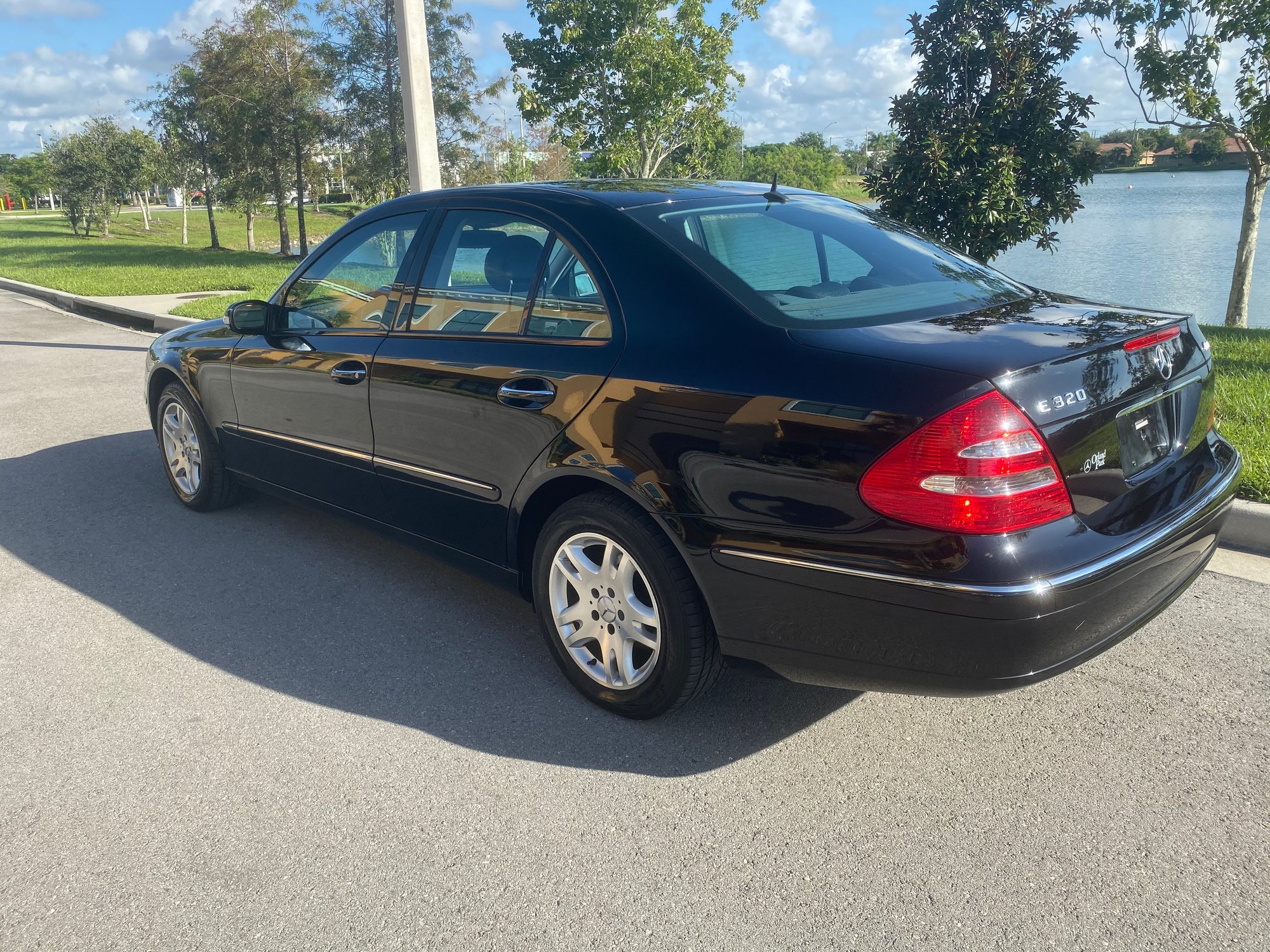 2004 Mercedes-Benz E320 - 2004 e320 4matic low miles - Used - VIN Wdbuf82j64x122037 - 37,000 Miles - 6 cyl - 4WD - Naples, FL 34109, United States