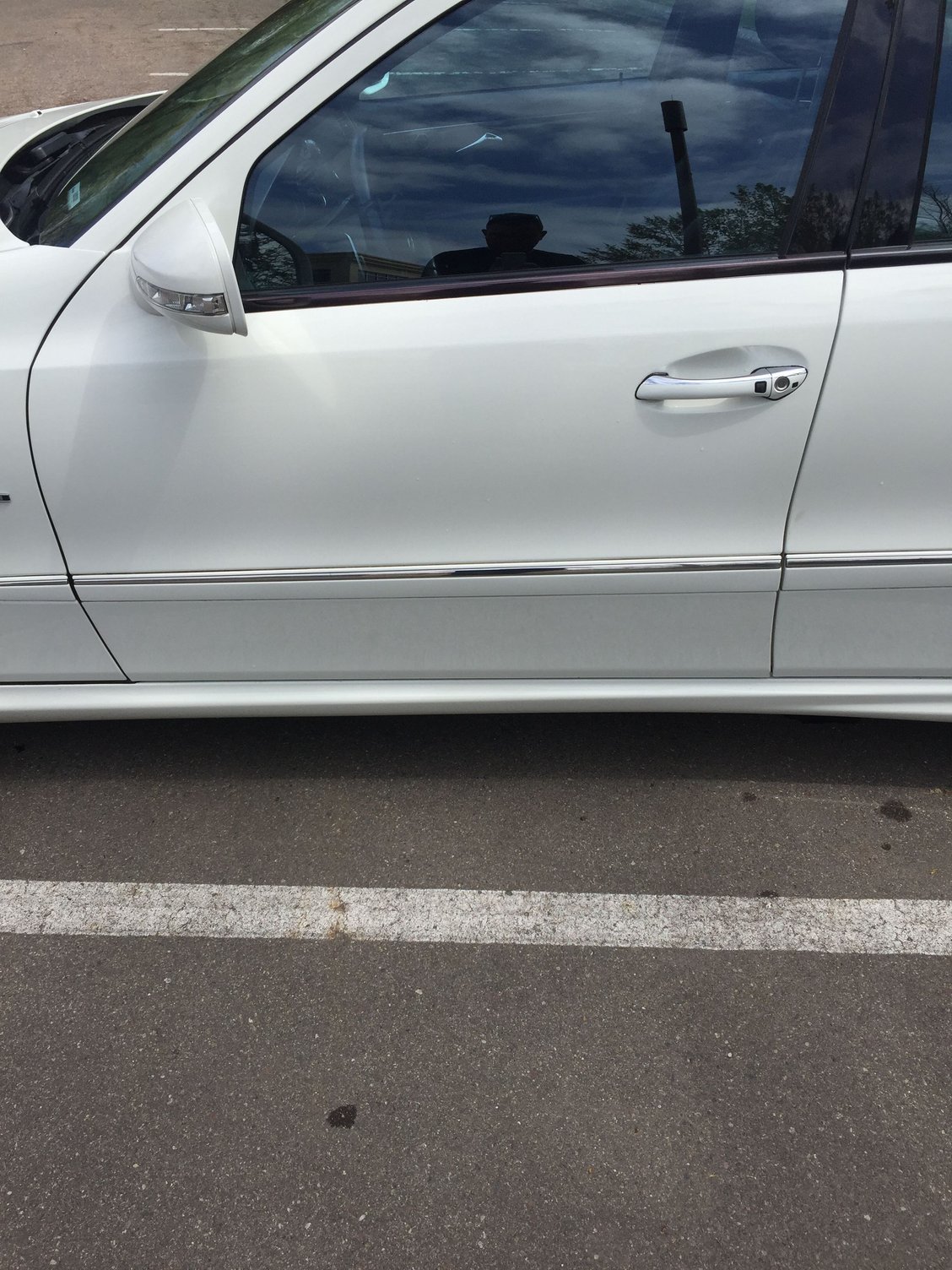 2008 Mercedes-Benz E63 AMG - 2008 Mercedes Benz E63 AMG - Used - VIN WDBUF77X38B226981 - 79,216 Miles - 8 cyl - 2WD - Automatic - Sedan - White - Minnetonka, MN 55345, United States